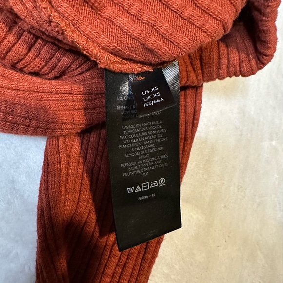 UO Rosie High-Waisted Ribbed Flare Pant Size XS - Picture 5 of 12